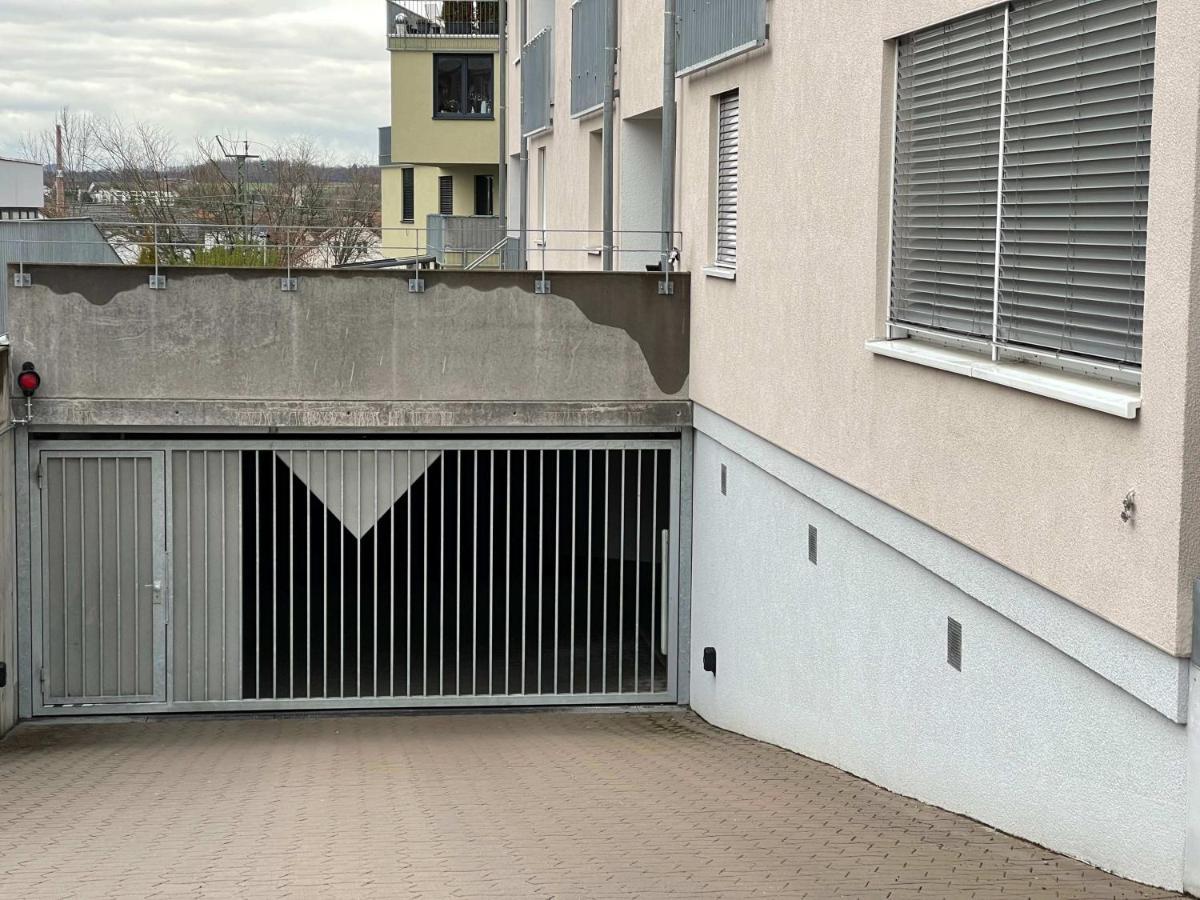 Ferienwohnung Outletcity Метцинген Екстер'єр фото