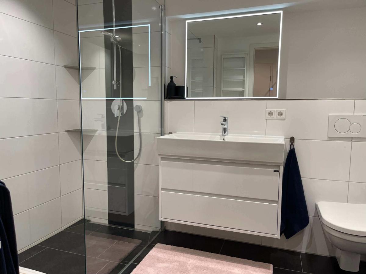 Ferienwohnung Outletcity Метцинген Екстер'єр фото